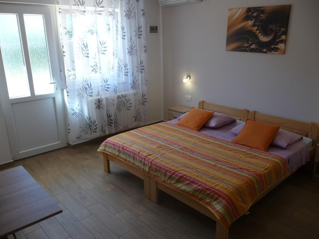 Apartments & Rooms Milka Umag Eksteriør bilde