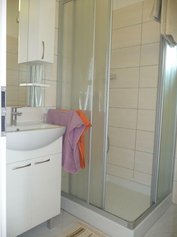 Apartments & Rooms Milka Umag Eksteriør bilde